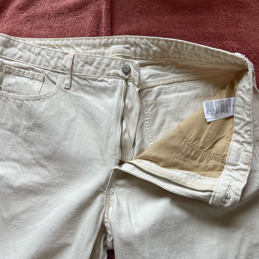 Stylish White/Cream Pants - Picture 4 of 4